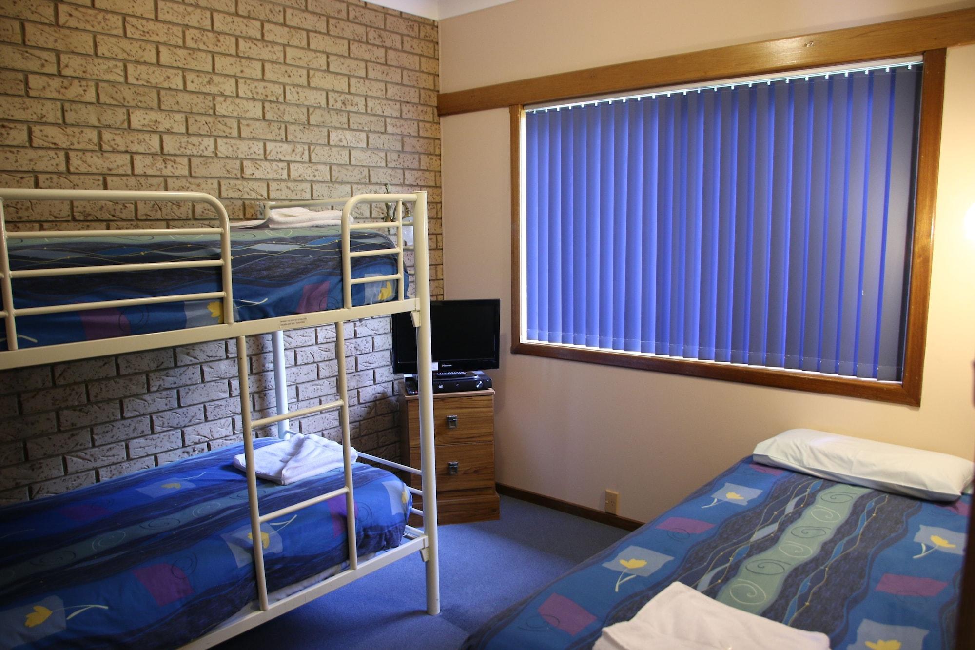 Barrass John Bright Motor Inn Bagian luar foto