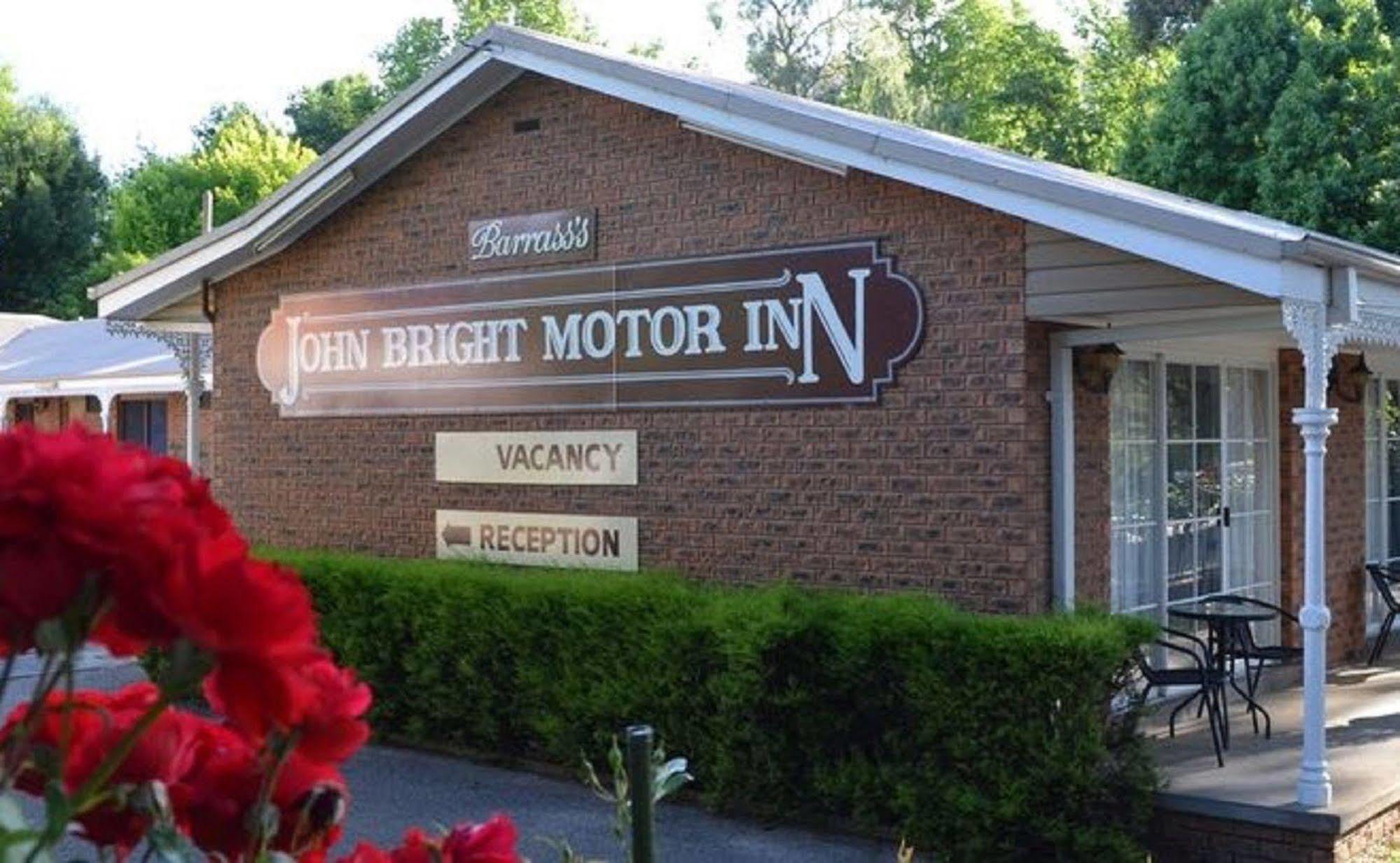 Barrass John Bright Motor Inn Bagian luar foto
